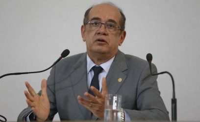  Brasília - O presidente do Tribunal Superior Eleitoral, ministro Gilmar Mendes, fala à imprensa sobre as eleições 2016 José Cruz/Agência Brasil