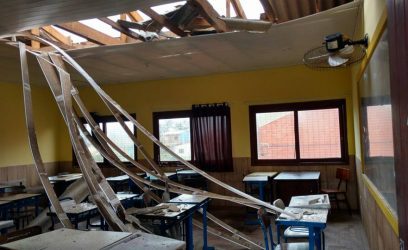 Vento forte causa estragos em escolas da região