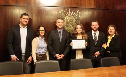 Estudante do IFRS - Campus Osório recebe Prêmio Jovem Cientista da Assembleia Legislativa do RS