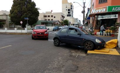 Acidente de trânsito envolve dois veículos no centro de Osório