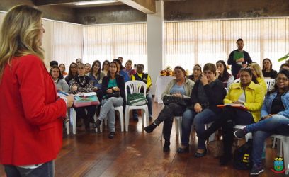Profissionais da Educação participam de reunião com Jogue Limpo em Osório