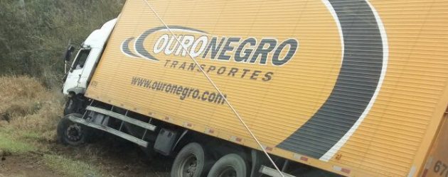Colisão envolvendo caminhão mata motorista em Santo Antônio da Patrulha