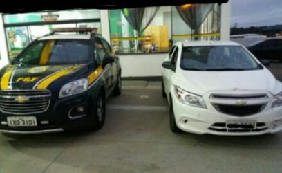 PRF prende estelionatário com carro roubado em Santo Antônio da Patrulha