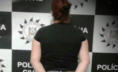 Presa mulher acusada de furtar vale transportes da prefeitura de Osório