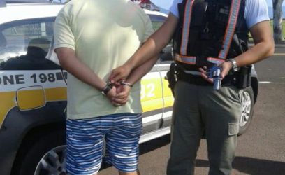 Homem é preso portando revólver na Estrada do Mar em Osório