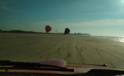 Balões saem da rota e pousam próximo ao mar em Torres