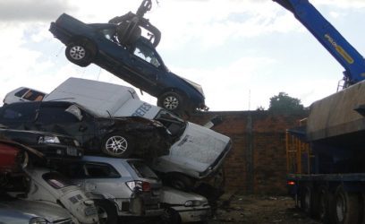 DetranRS recicla 240 sucatas de veículos em Santo Antônio da Patrulha