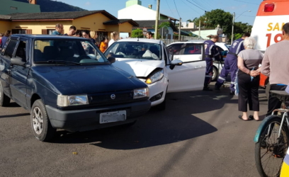 Colisão entre veículos deixa mulher ferida no centro de Osório
