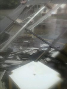 Temporal com vento forte causa estragos em Osório